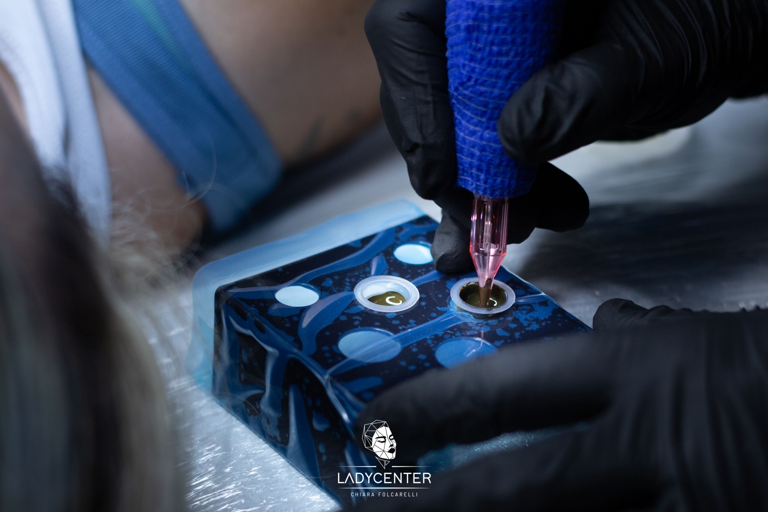 Rappresentazione visiva dell'articolo: Ma il trucco è Permanente o SEMI-Permanente?