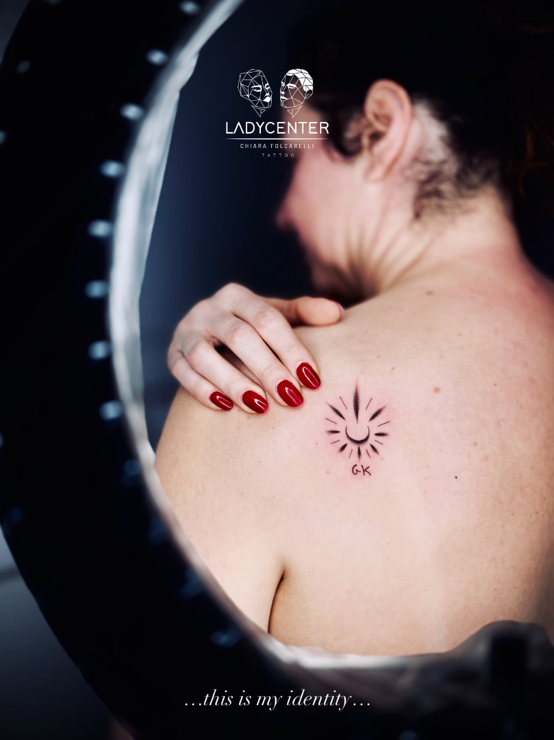 tattoo fine line custom