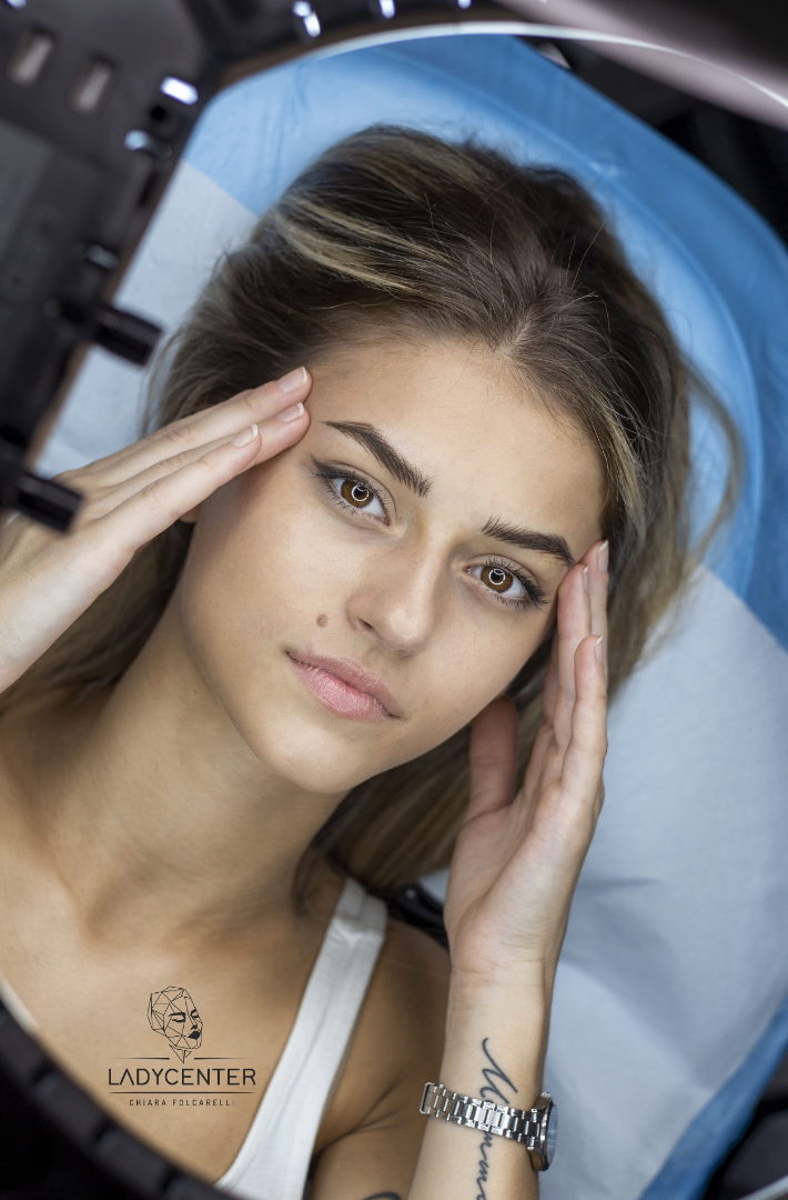 sopracciglia dermopigmentazione trucco semi permanente